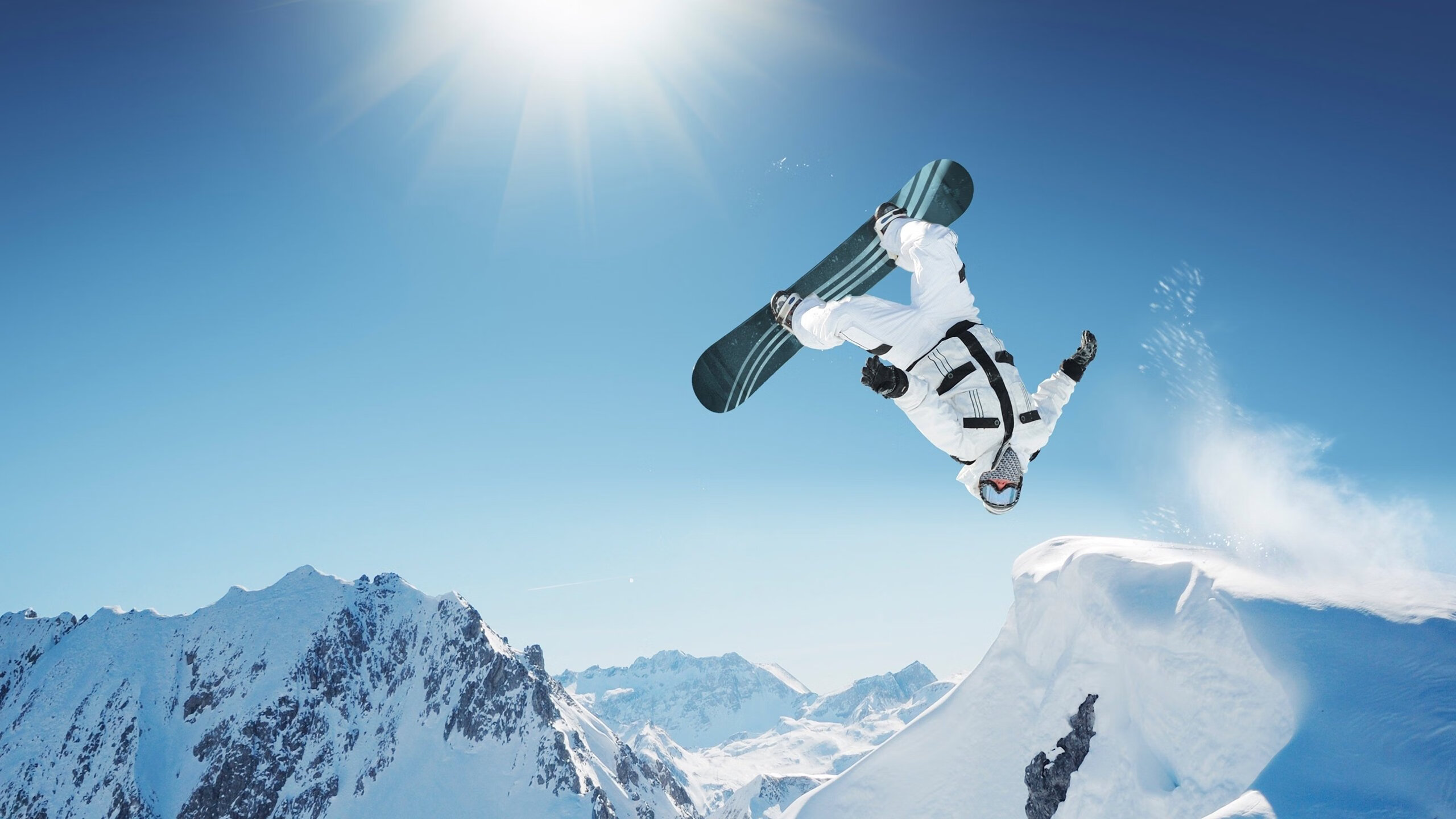 “亚戈·卡尔曼的球场智慧与执行力，成就美洲狮队的未来”